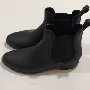 Catharine Malandrines rubber booties Sz 8.5/41